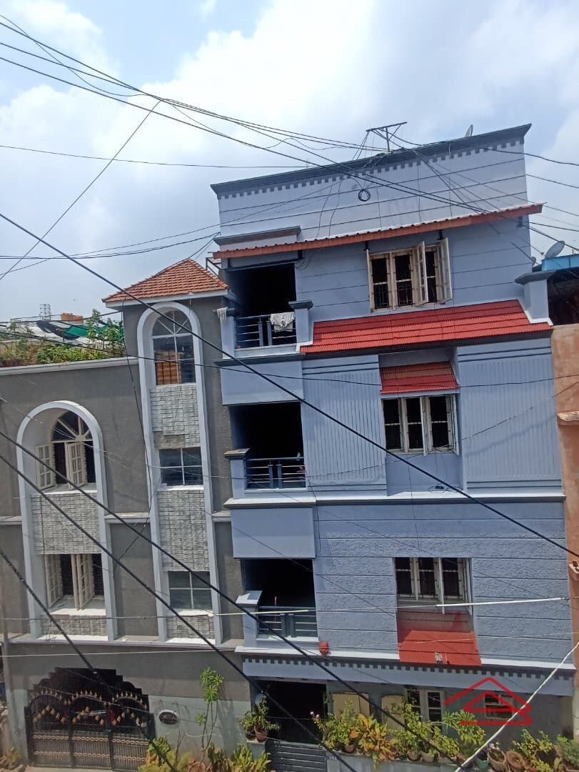 balconies-fwGc.jpg