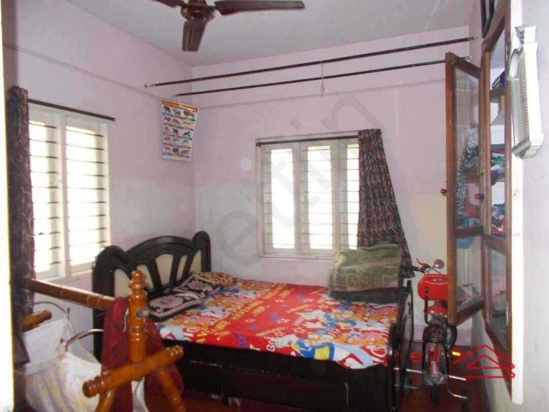 bedrooms-L8bx.jpg