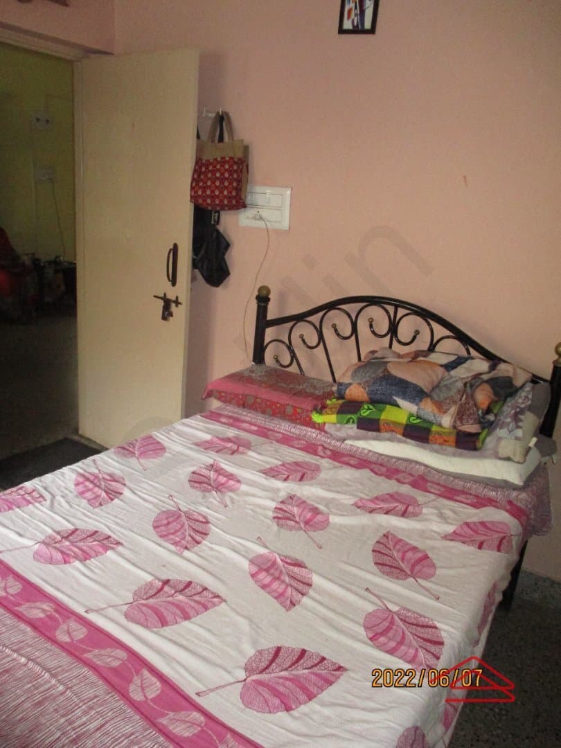 bedrooms-N6Zn.jpg
