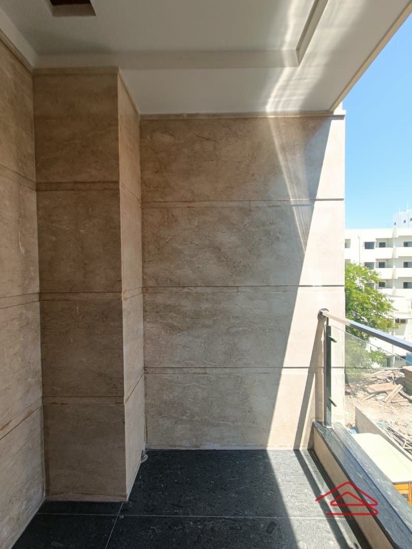 balconies-YtHD.jpg