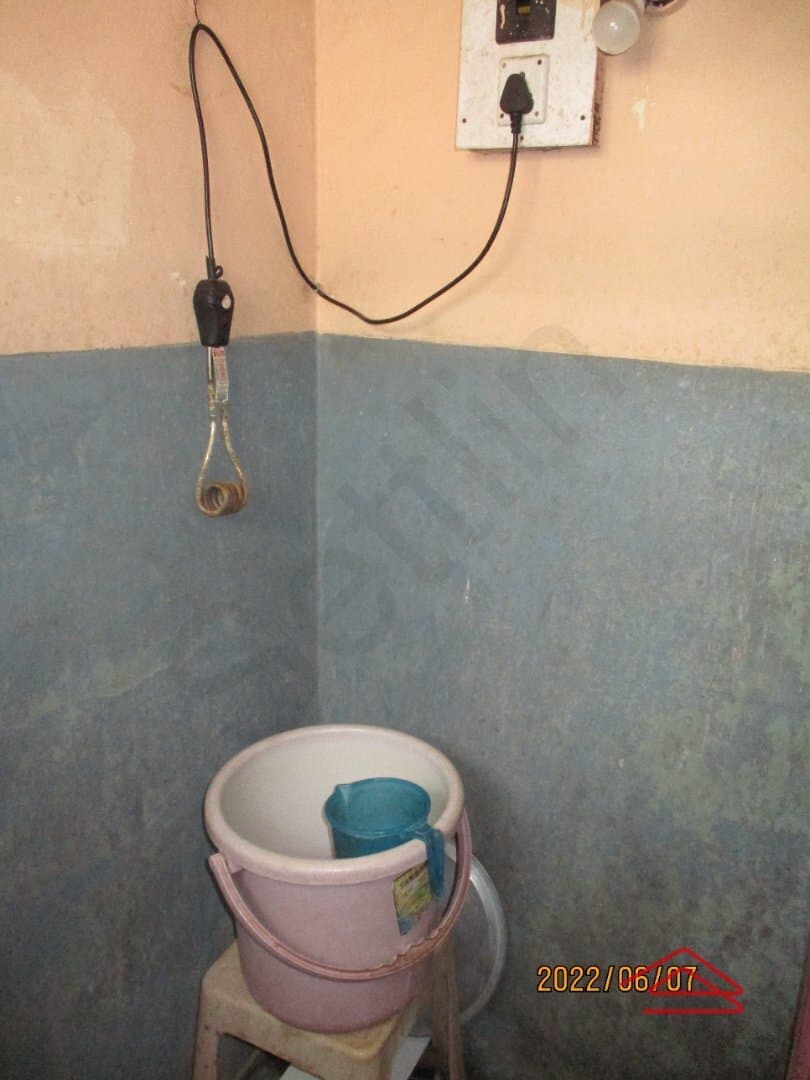 bathrooms-Cysv.jpg