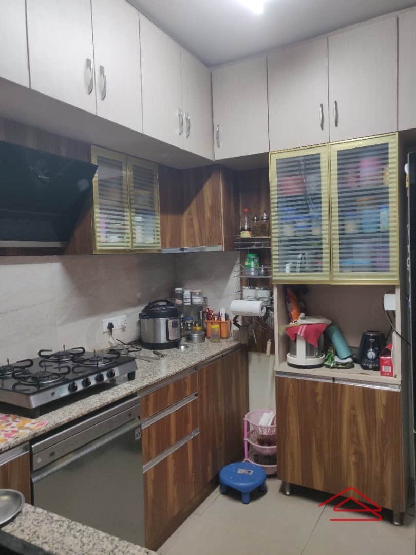 Kitchen 1
