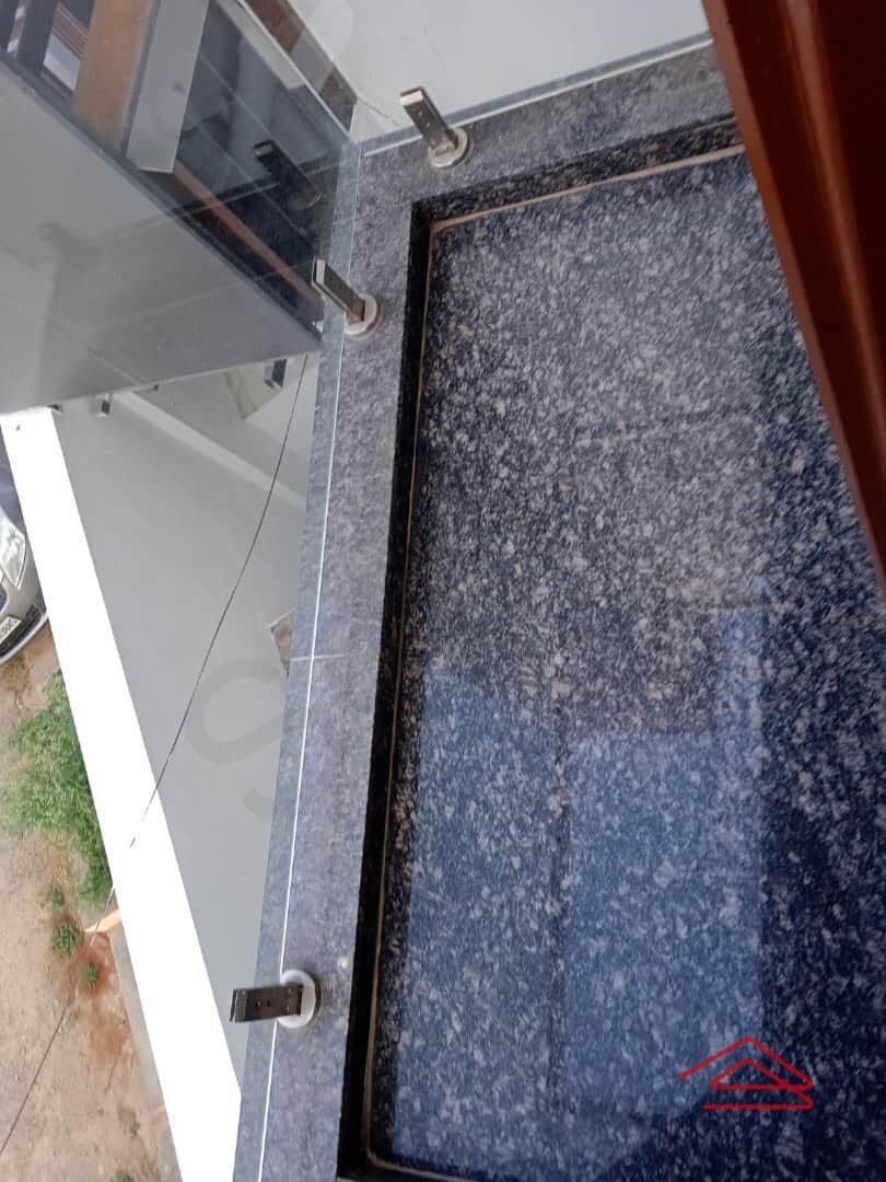 Sub Unit : balconies 1