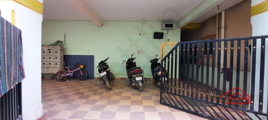 parkings-NZd8.jpg