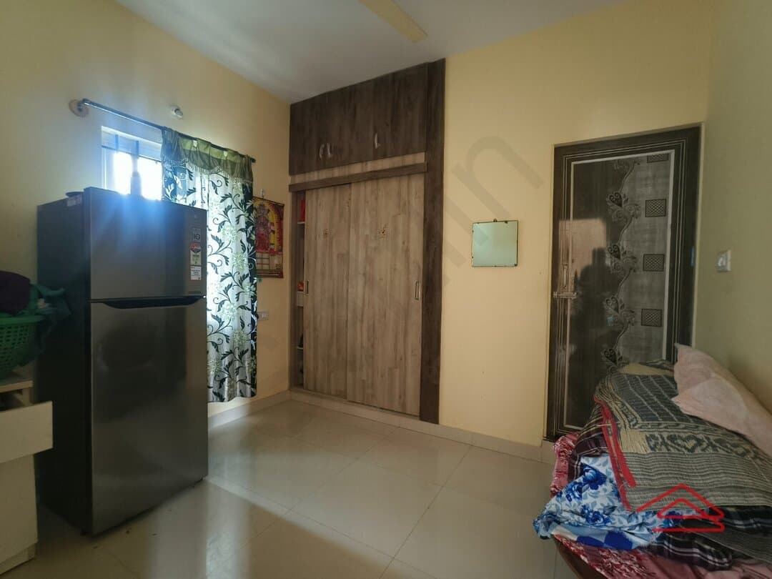 bedrooms-MCyZ.jpg