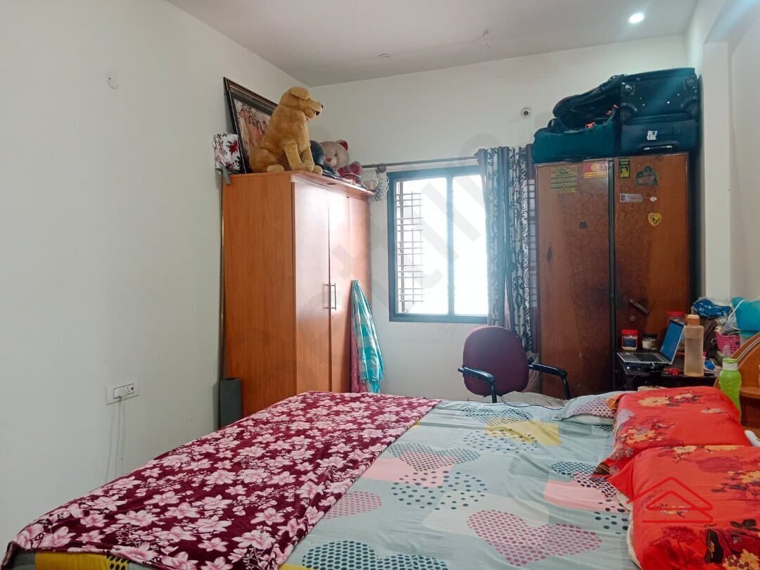 bedrooms-K5gr.jpg