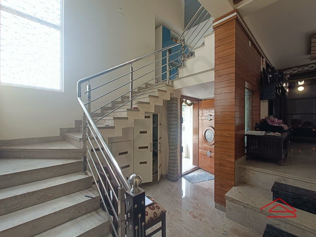 halls 1