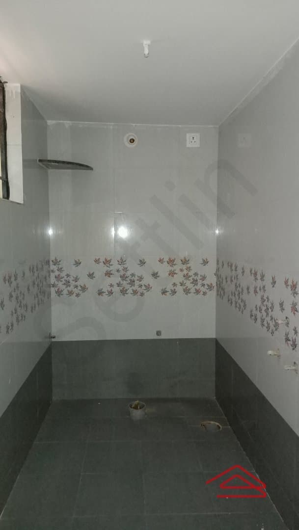 bathrooms-4YiJ.jpg