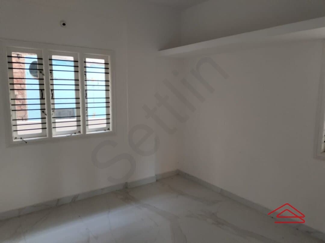 bedrooms-L8yC.jpg