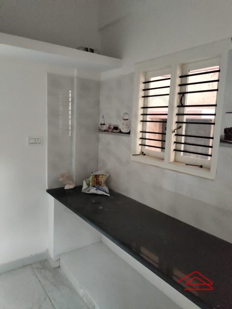 kitchens-th85.jpg