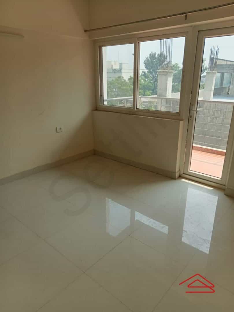 Hall 1