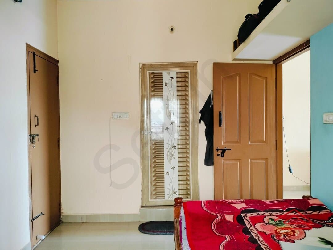 bedrooms-7oPH.jpg
