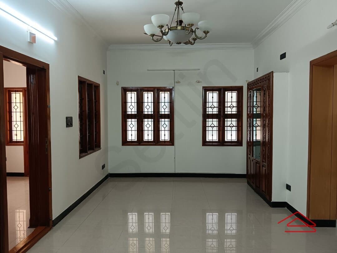 halls-JWsH.jpg