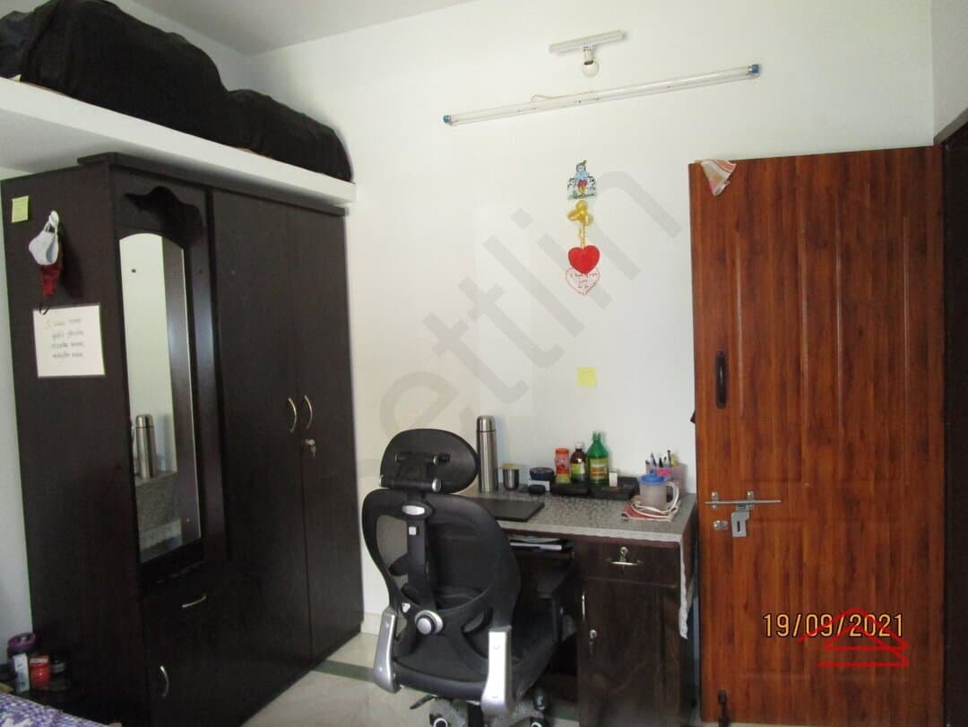 bedrooms-nExQ.jpg