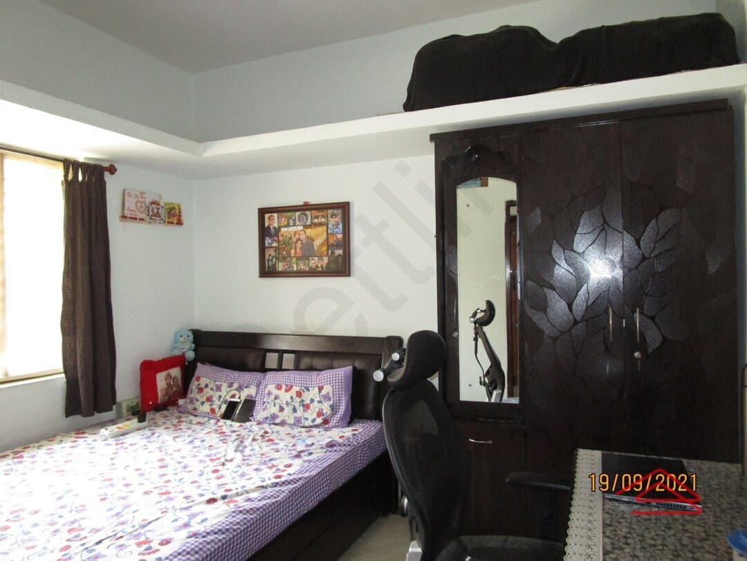 bedrooms-o9qP.jpg