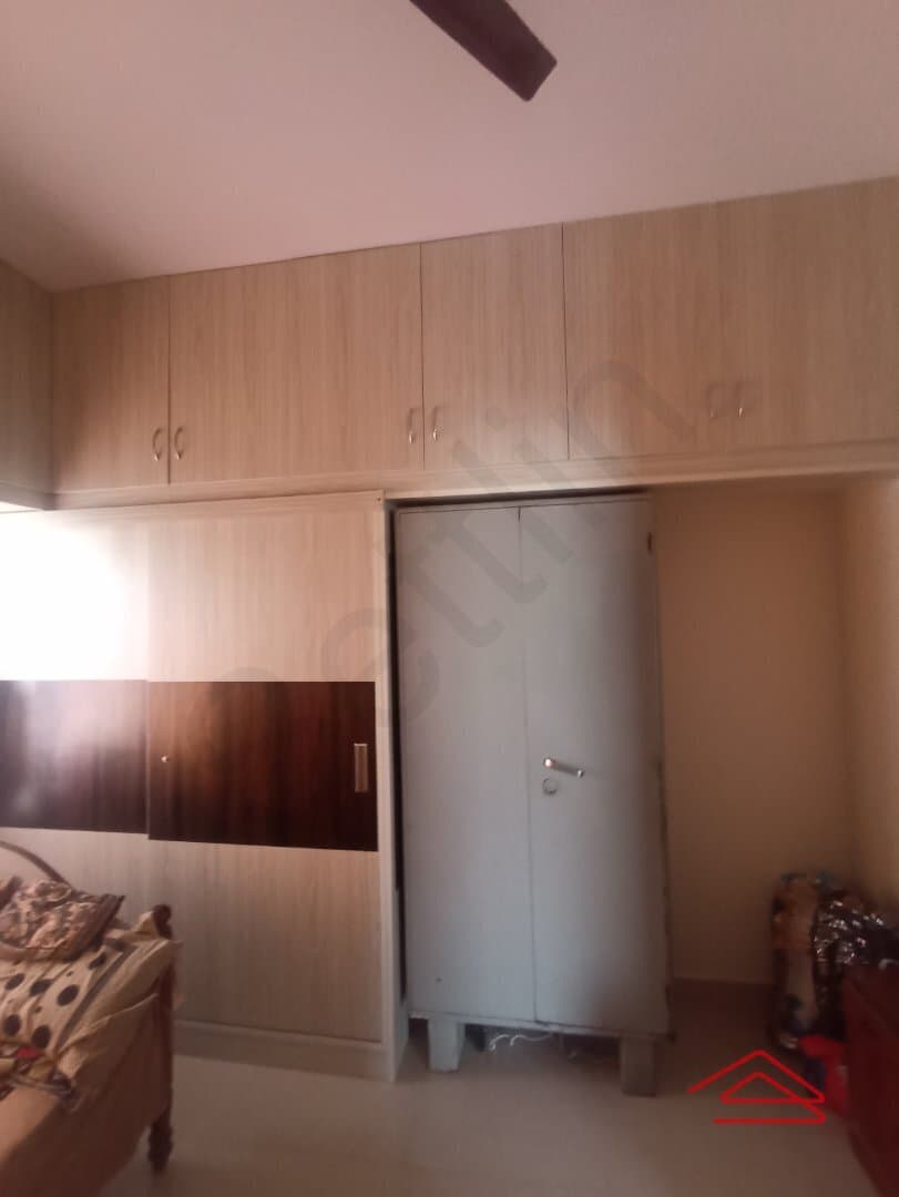bedrooms-Y9Gp.jpg