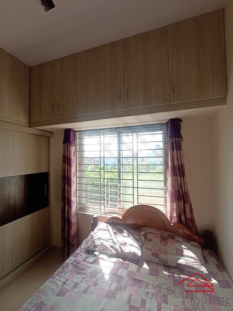 bedrooms-vt9R.jpg