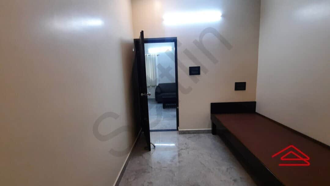 bedrooms-g8LM.jpg
