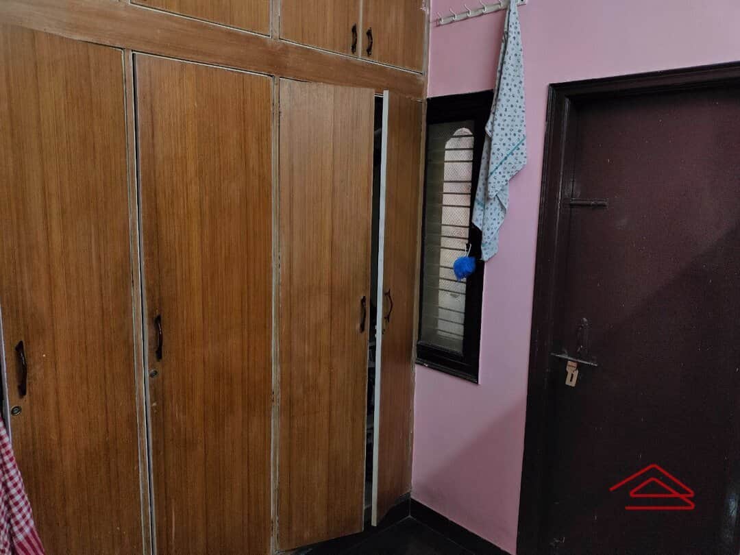 Sub Unit : bedrooms 1