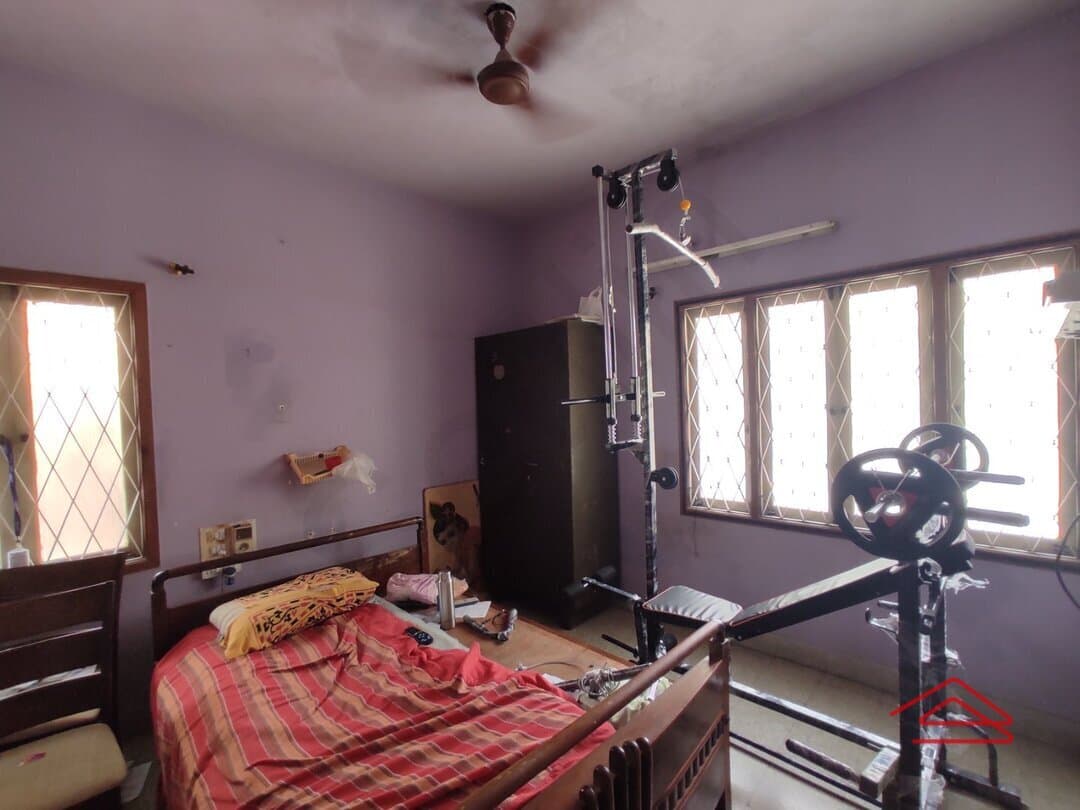 bedrooms-pNJL.jpg