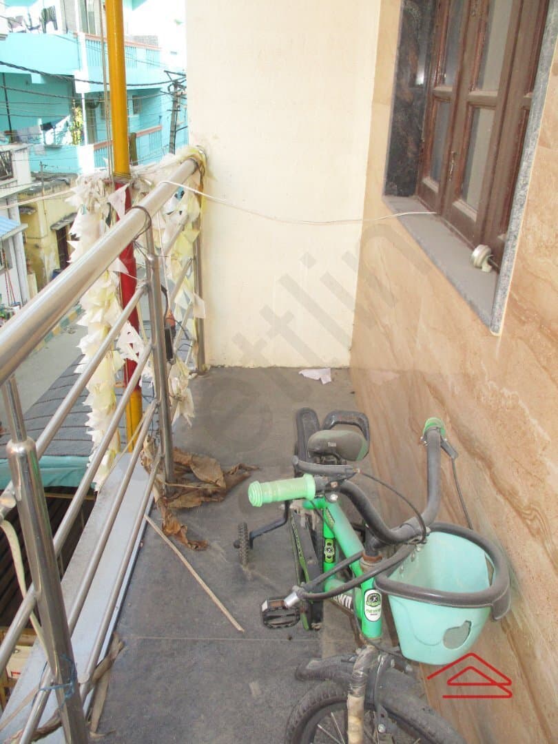 balconies-RpMS.jpg