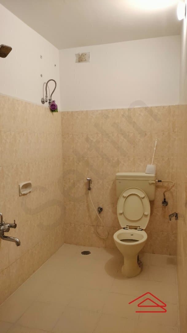 bathrooms-GPiQ.jpg