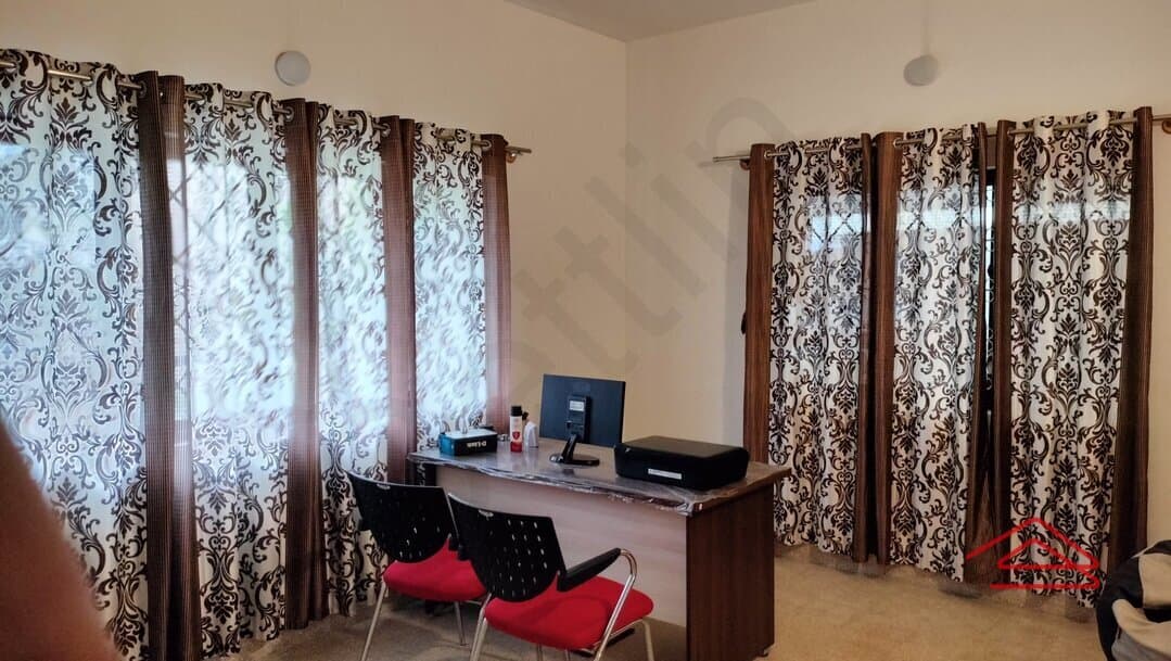 bedrooms-EAhF.jpg