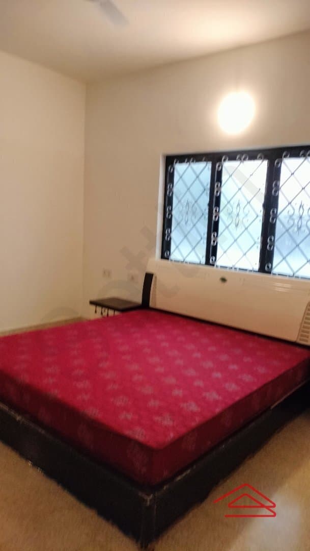 bedrooms-zegE.jpg