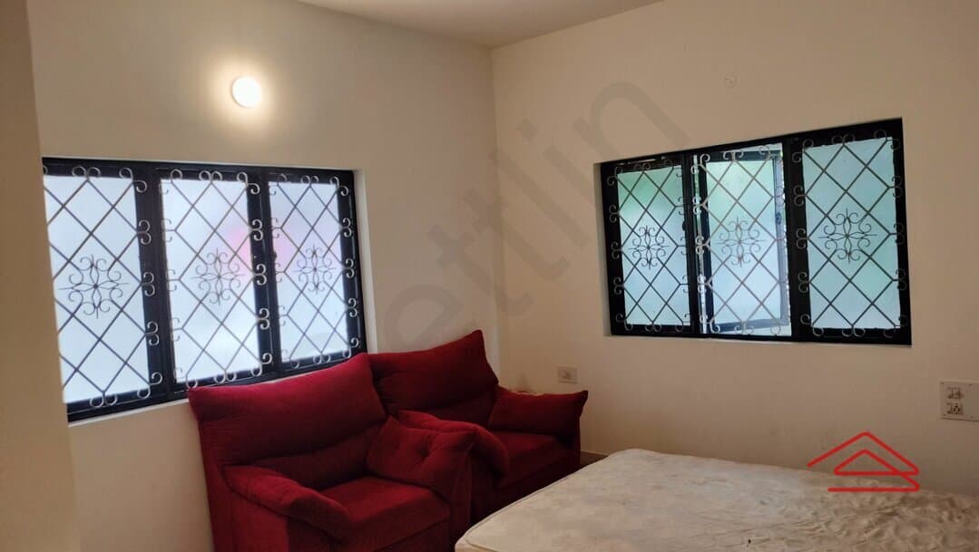 bedrooms-nYD6.jpg