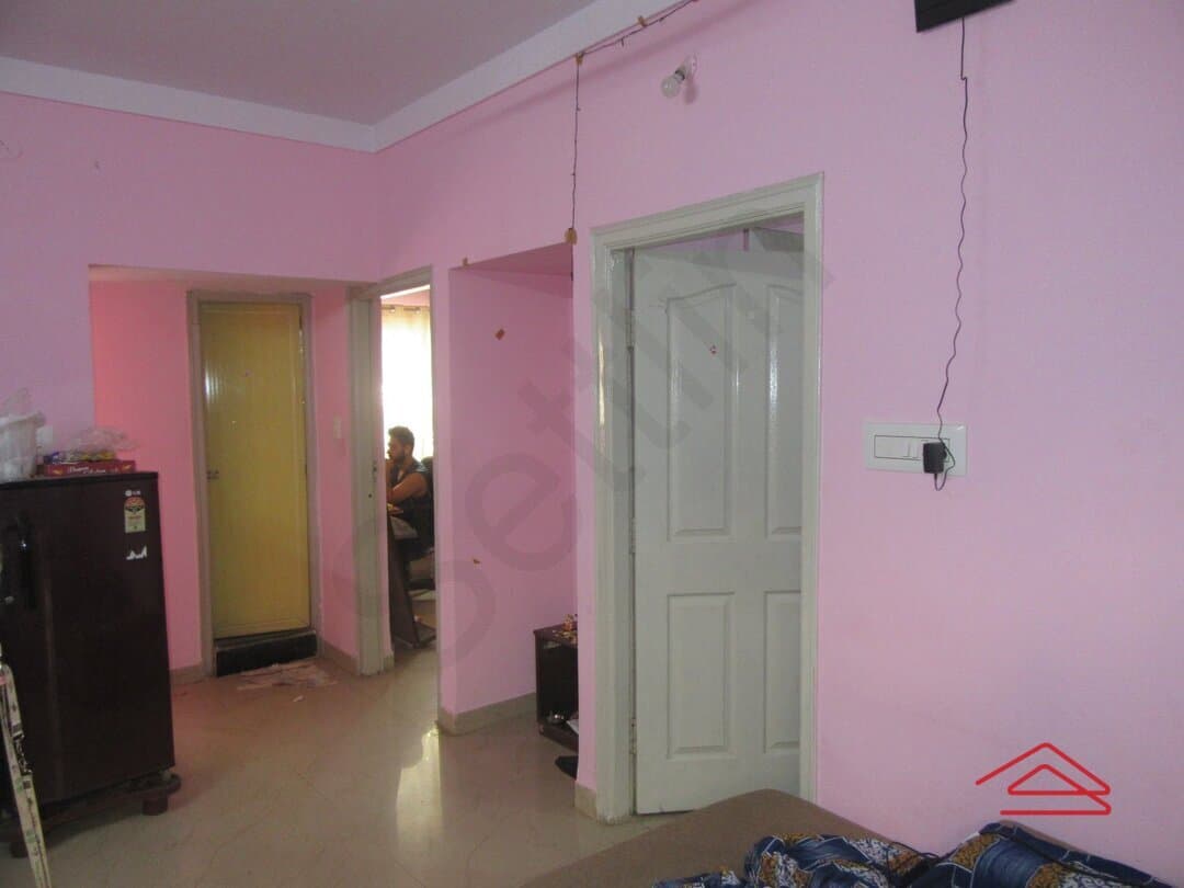 halls-BRmj.jpg