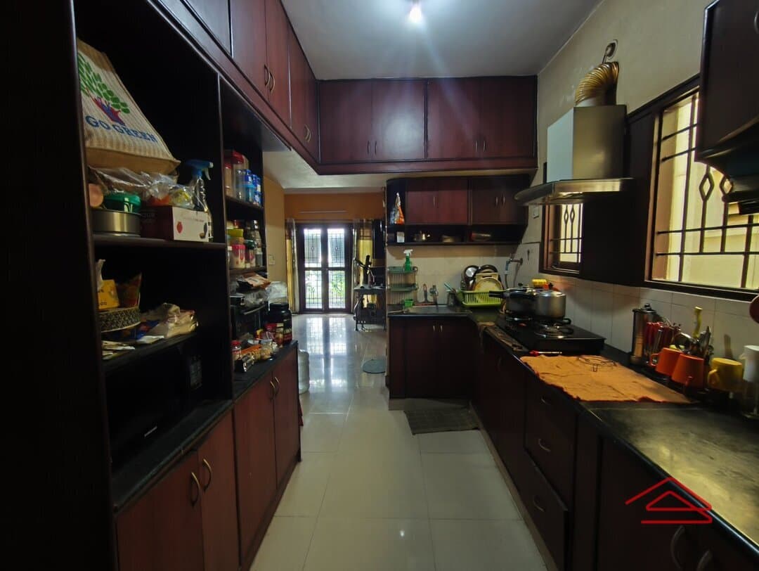 Kitchen 1