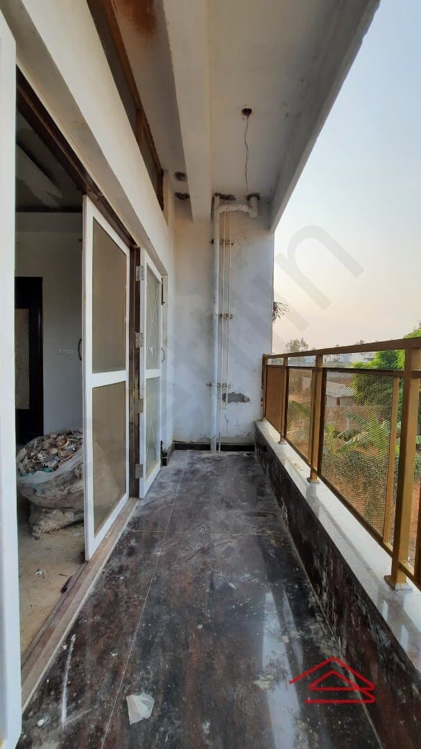 balconies-ckKD.jpg