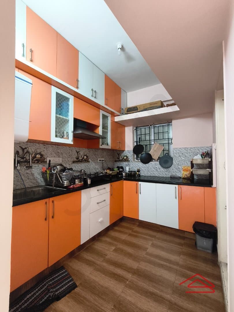 Kitchen 1