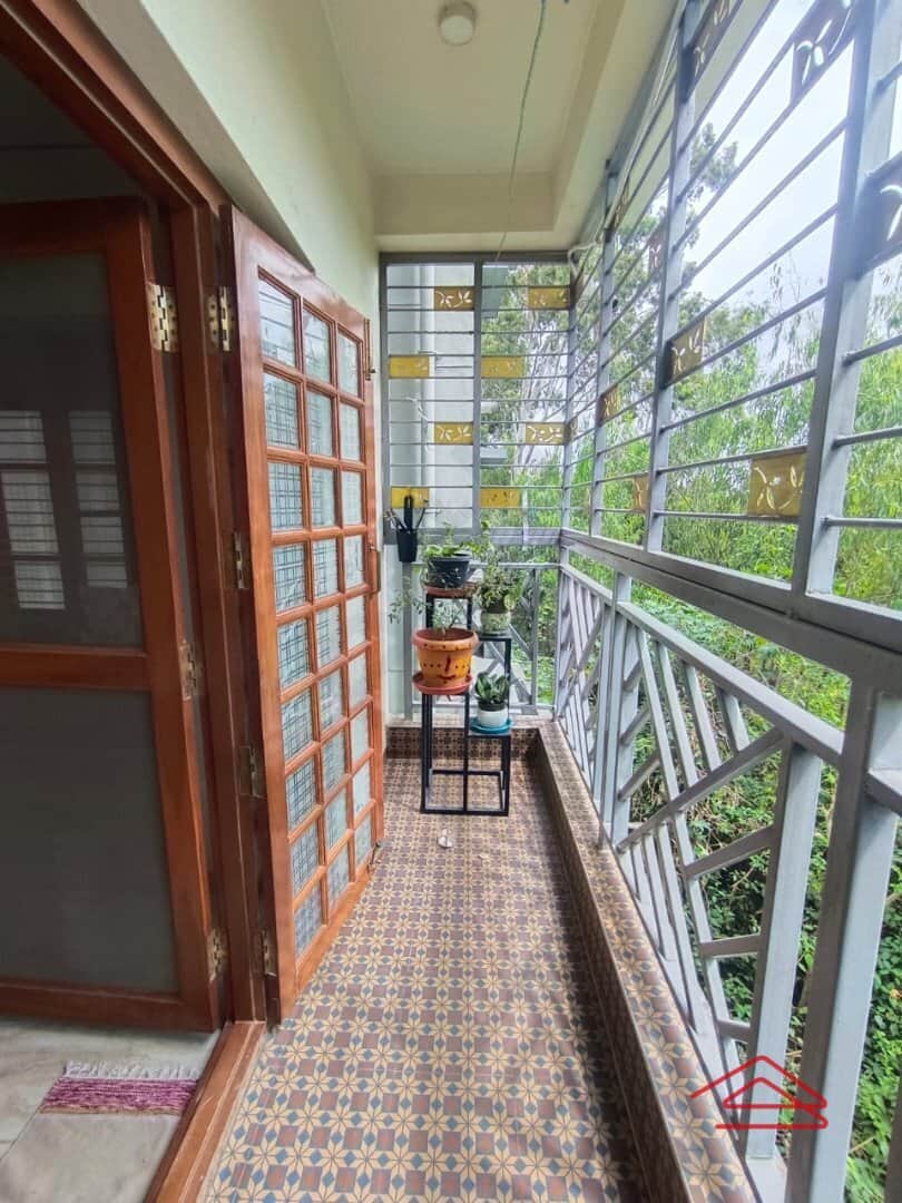 Sub Unit : balconies 1