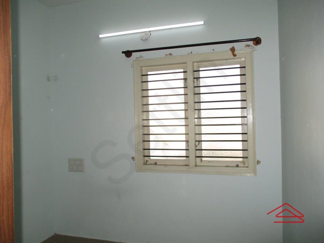 bedrooms-metB.jpg