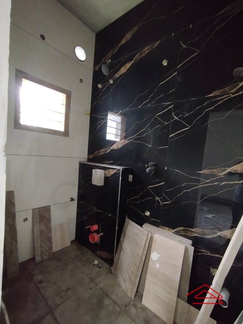 bathrooms-xpLc.jpg
