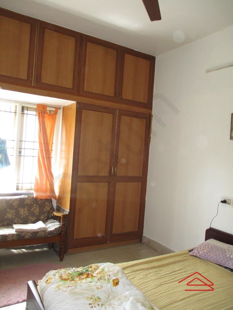 bedrooms-Ay4n.jpg