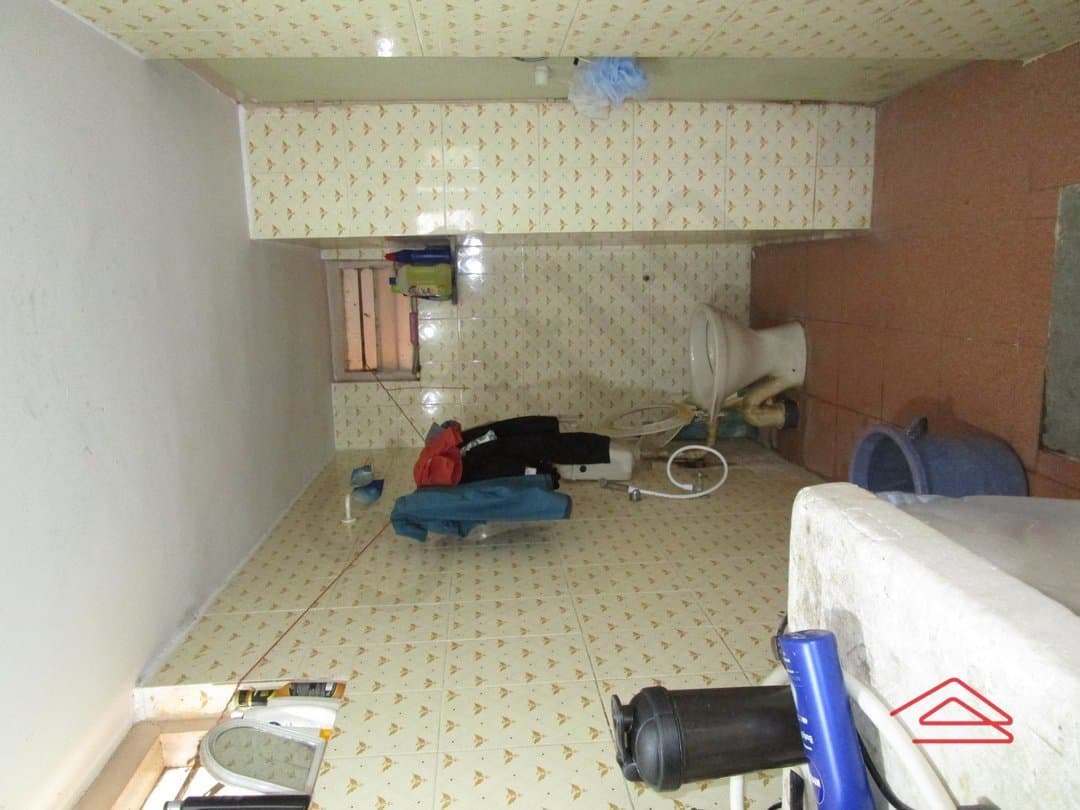 bathrooms-1584881300770.jpg
