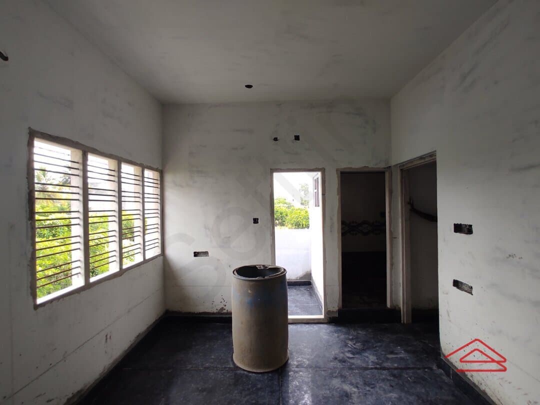 bedrooms-yQH8.jpg