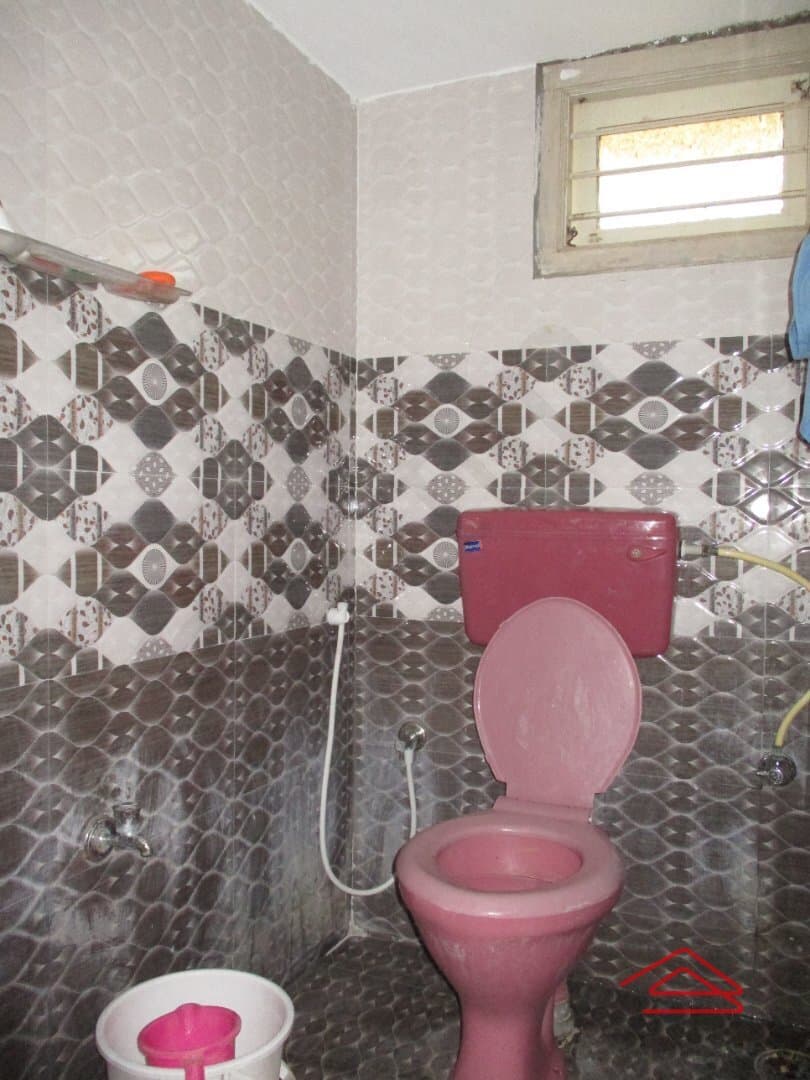 bathrooms-BHNX.jpg