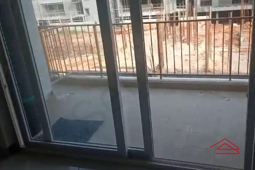 Balcony 3