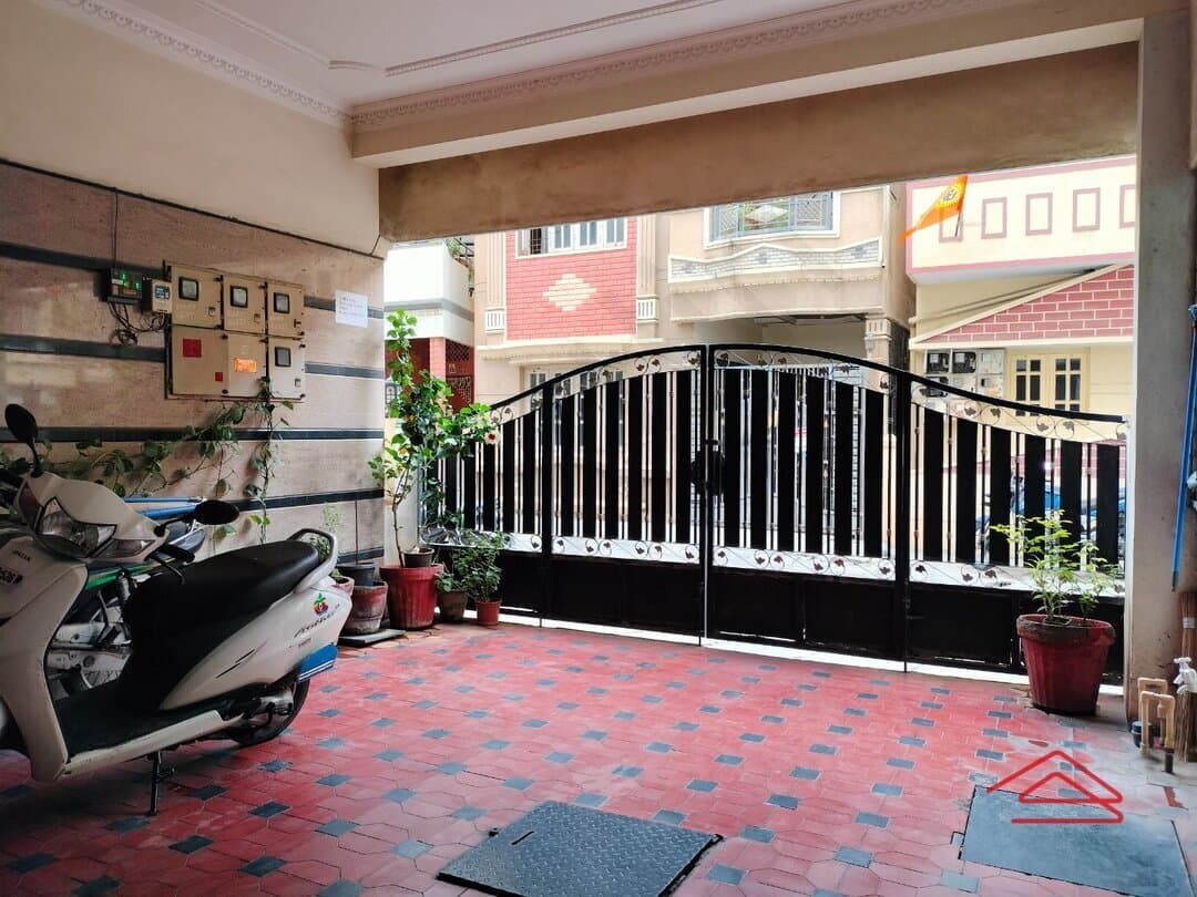 parkings-vTHW.jpg