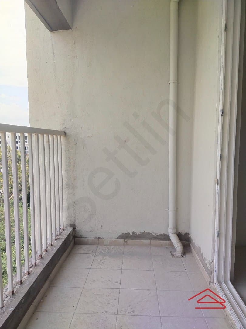 Balcony 1