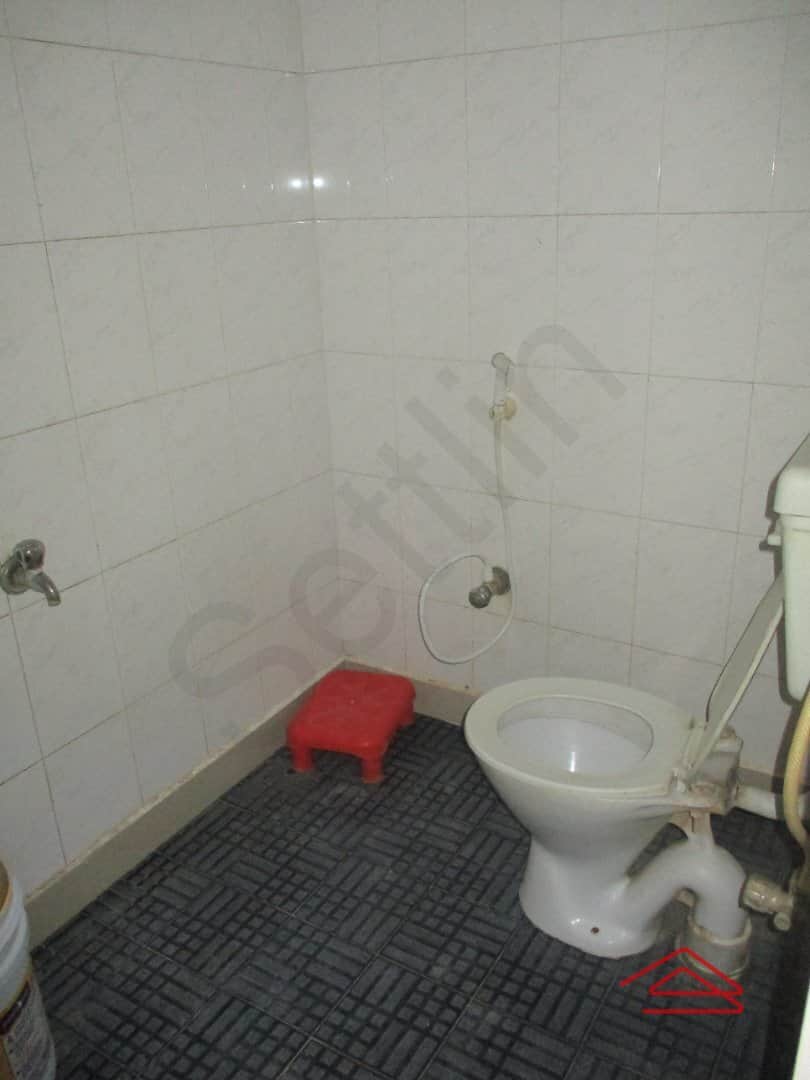 Sub Unit : bathrooms 1