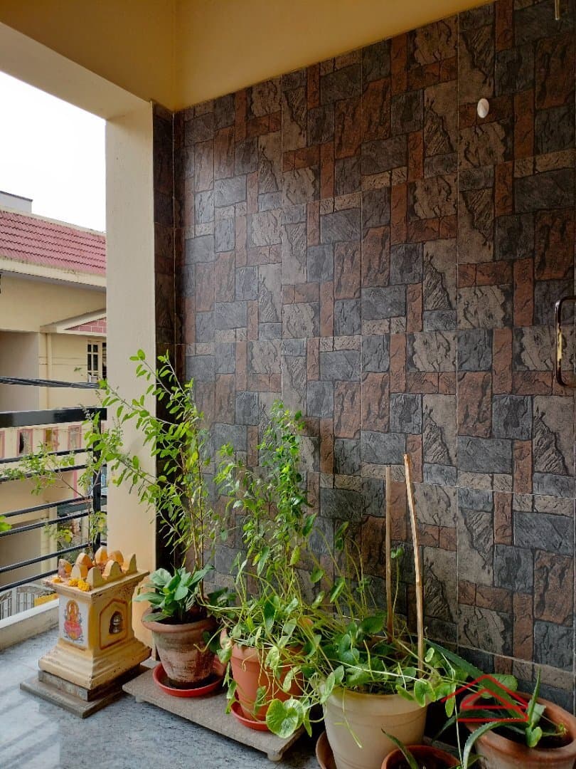 balconies-kPwm.jpg