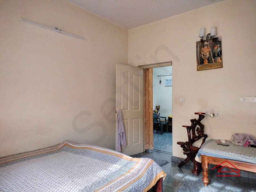 bedrooms-zy3G.jpg