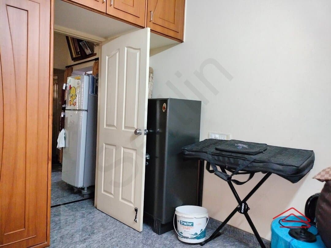 bedrooms-Q6Ry.jpg