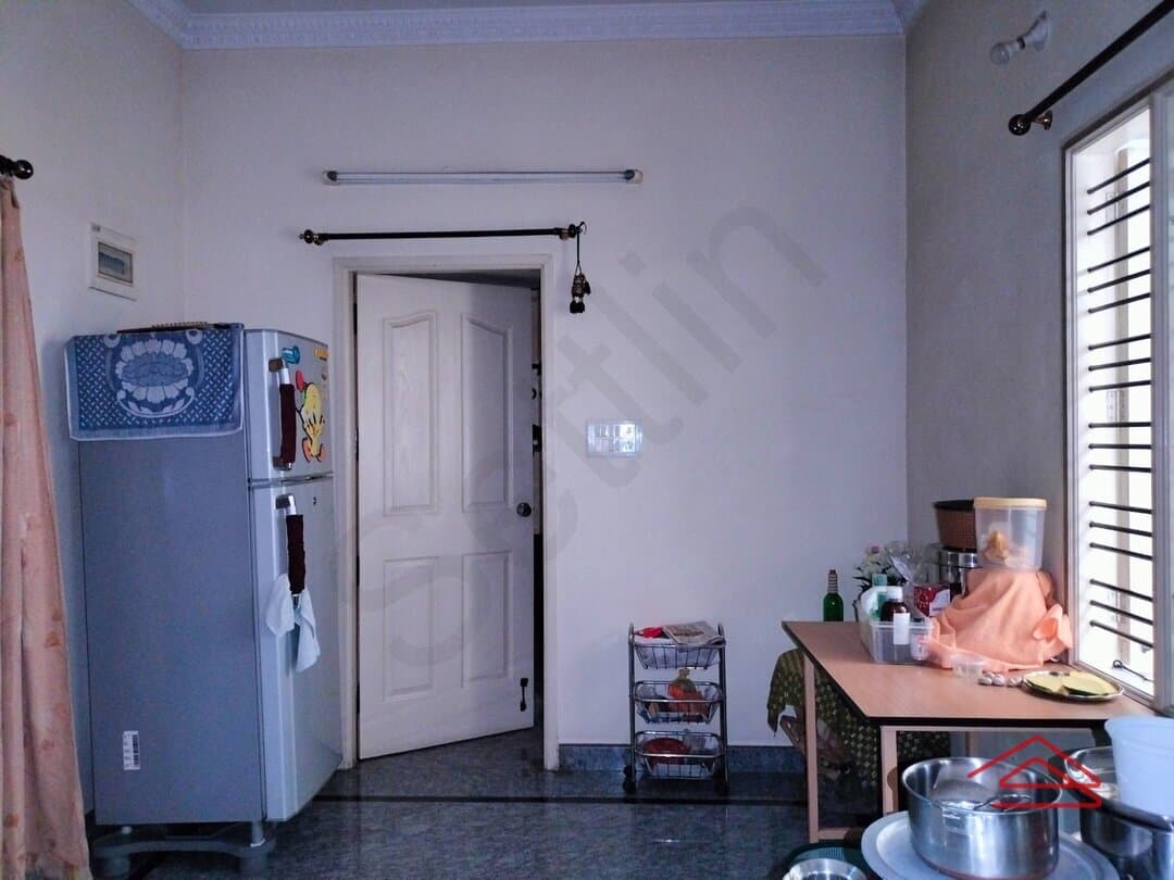 halls-tfrd.jpg