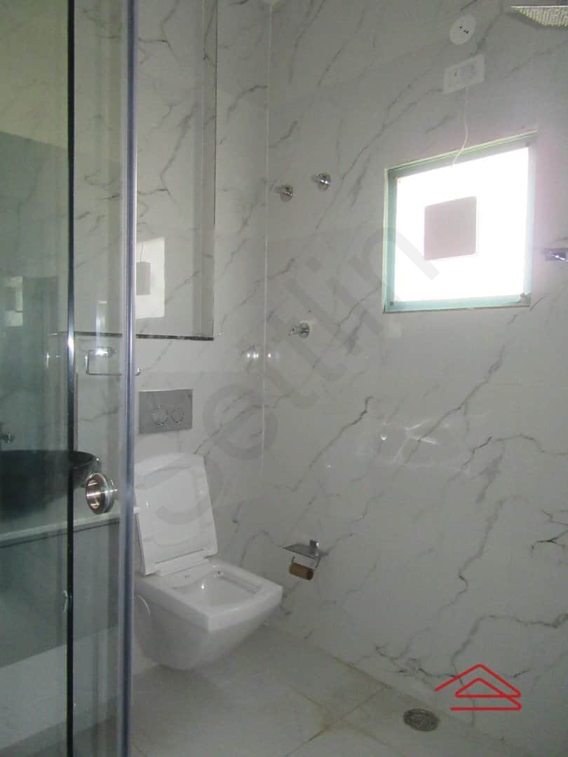 Bathroom 4