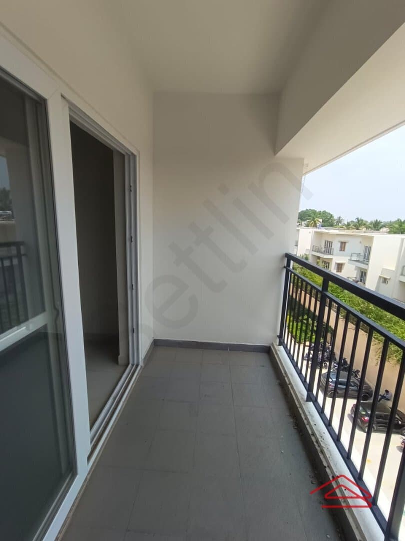 Balcony 1